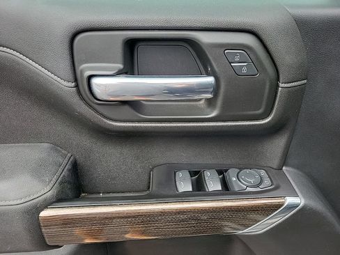 Used 2019 Chevrolet Silverado 1500 LT w/ Texas Edition RWD image 12