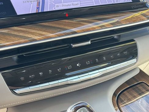 Certified 2024 Cadillac Escalade Sport Platinum AWD/4WD image 21