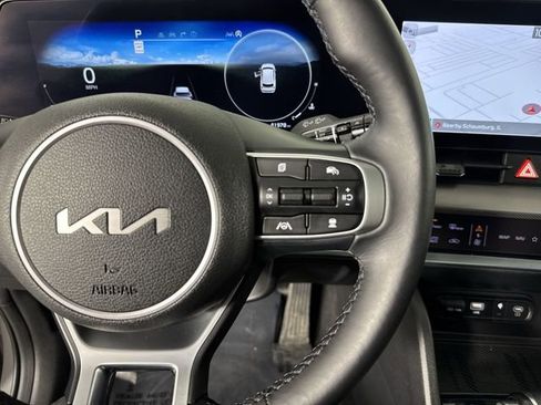 Certified 2024 Kia Sportage SX AWD/4WD image 13
