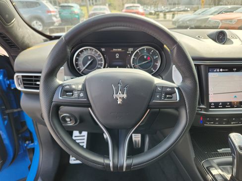 Used 2022 Maserati Levante F Tributo AWD/4WD image 22