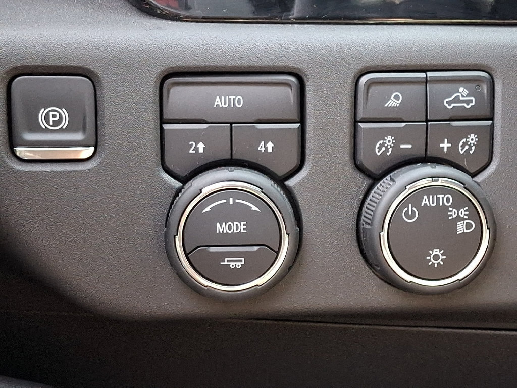 Used 2025 Chevrolet Silverado 1500 LT w/ All Star Edition Plus AWD/4WD image 21
