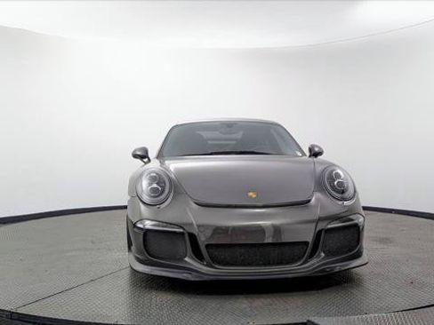 Used 2015 Porsche 911 GT3 RWD image 12