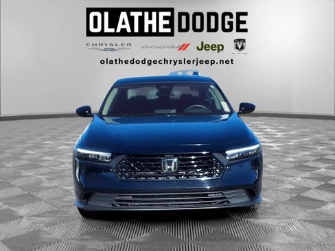 Used 2023 Honda Accord EX image 32