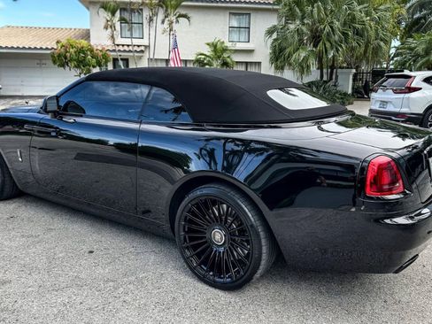 Used 2020 Rolls-Royce Dawn image 4