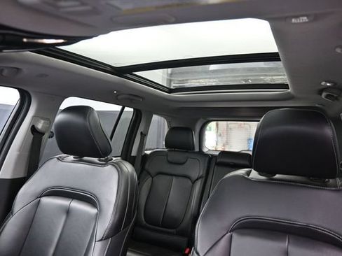 Used 2024 Jeep Grand Cherokee Limited 4xe AWD/4WD image 18