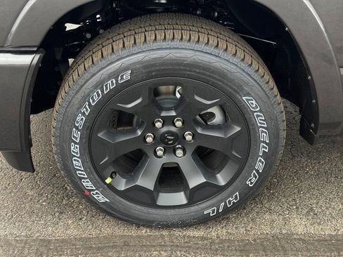 New 2026 RAM 1500 Big Horn AWD/4WD image 10