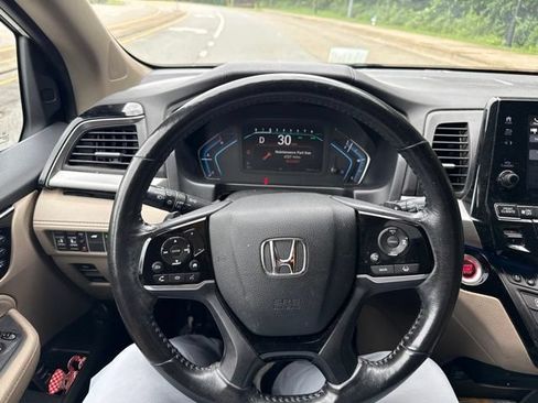 Used 2019 Honda Odyssey Elite image 11