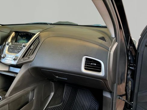 Used 2017 Chevrolet Equinox LT w/ Midnight Edition FWD image 26