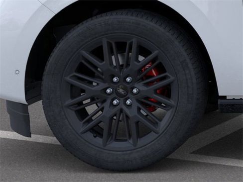 New 2025 Ford Expedition Platinum w/ Stealth Performance Package image 19