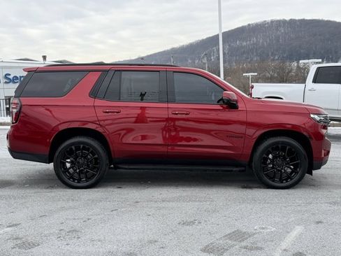 Used 2022 Chevrolet Tahoe RST w/ Luxury Package image 16