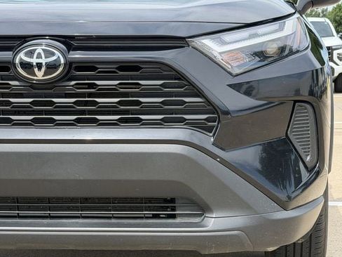 Certified 2025 Toyota RAV4 XLE AWD/4WD image 9