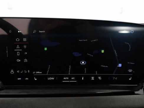 Used 2025 Audi SQ6 e-tron Premium w/ Convenience Package image 23