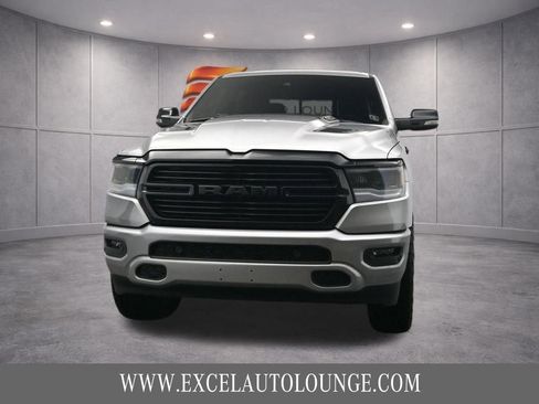 Used 2023 RAM 1500 Laramie AWD/4WD image 12
