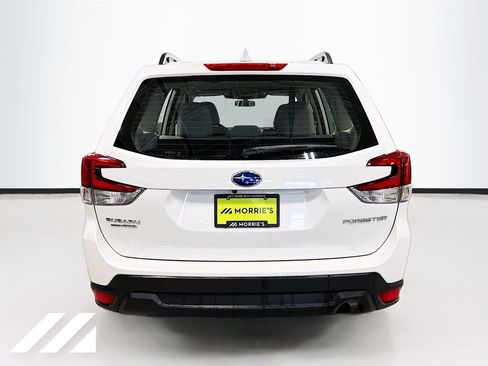 Used 2023 Subaru Forester Base image 6