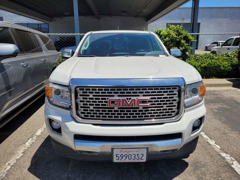 Used 2019 GMC Canyon Denali AWD/4WD image 2