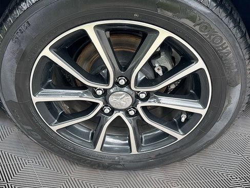 Used 2017 Mitsubishi Lancer ES FWD image 31