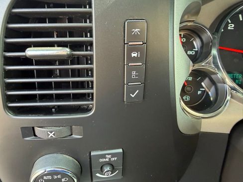 Used 2013 Chevrolet Silverado 1500 LT w/ All-Star Edition AWD/4WD image 7