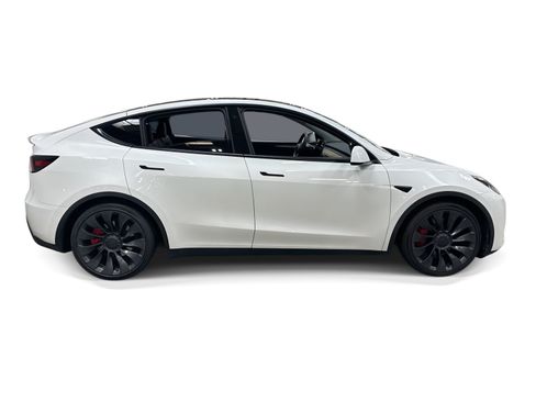 Certified 2023 Tesla Model Y Performance AWD/4WD image 7