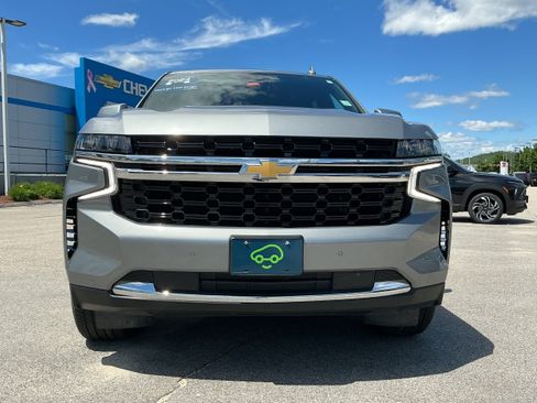 Certified 2024 Chevrolet Suburban LS w/ Driver Alert Package AWD/4WD image 3