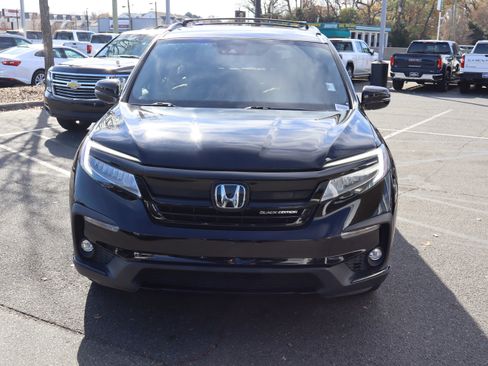 Used 2020 Honda Pilot Black Edition image 3