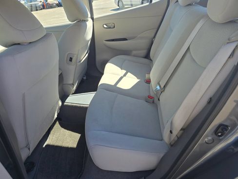 Used 2014 Nissan Leaf SV FWD image 12