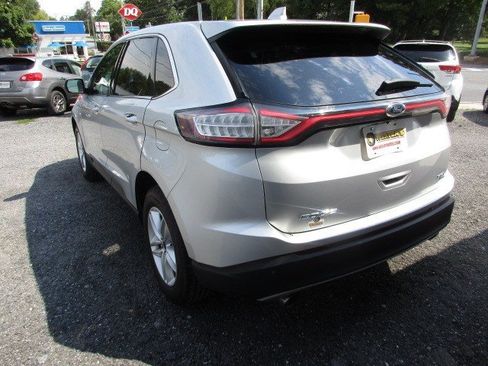 Used 2017 Ford Edge SEL w/ Equipment Group 201A AWD/4WD image 6