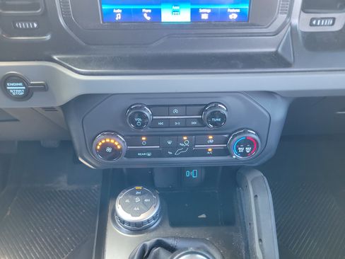 Used 2022 Ford Bronco Big Bend w/ Sasquatch Package AWD/4WD image 14