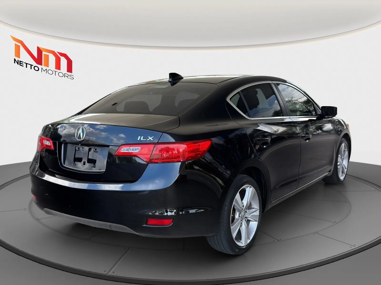 Used 2015 Acura ILX FWD image 5