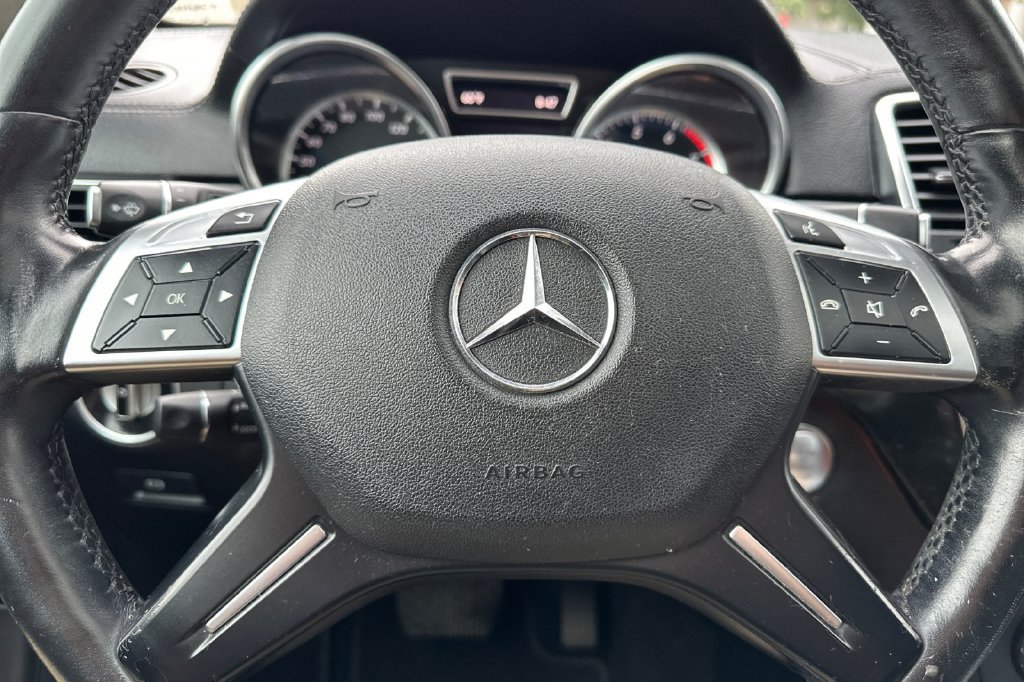 Used 2016 Mercedes-Benz GL 450 4MATIC image 29