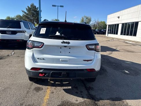 Used 2025 Jeep Compass Trailhawk w/ Trailhawk Elite Group AWD/4WD image 7