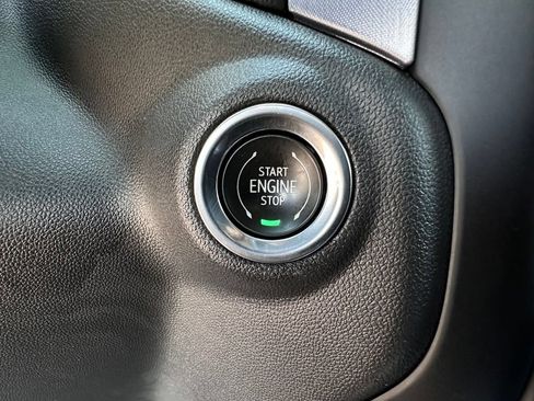 Used 2019 GMC Sierra 1500 SLT w/ SLT Premium Plus Package AWD/4WD image 37