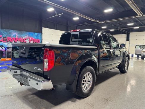 Used 2020 Nissan Frontier SV AWD/4WD image 5
