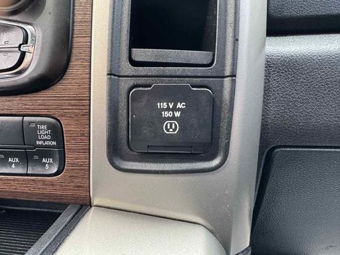 Used 2013 RAM 2500 Laramie w/ Convenience Group AWD/4WD image 19