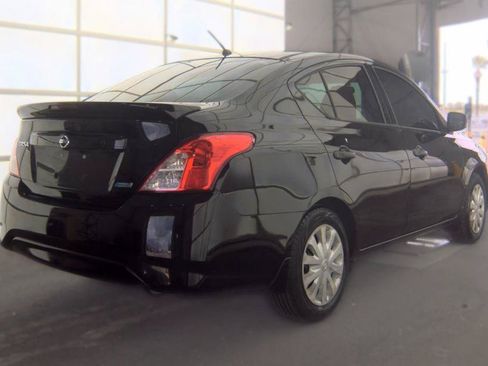 Used 2016 Nissan Versa S Plus FWD image 4