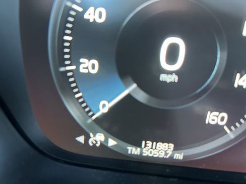 Used 2016 Volvo XC90 T6 Inscription w/ Vision Package image 14