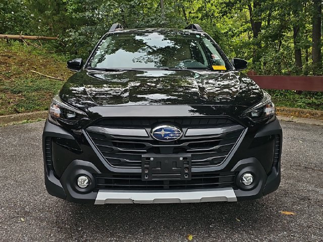 Certified 2024 Subaru Outback Limited AWD/4WD image 3