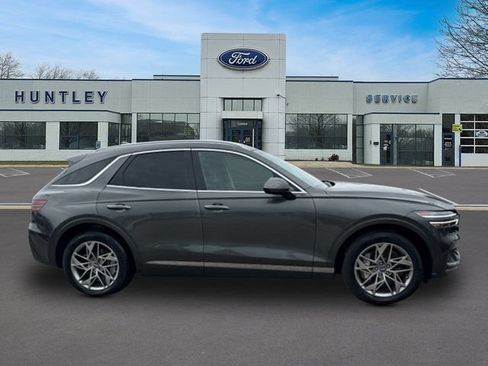 Used 2025 Genesis GV70 2.5T w/ Select Package AWD/4WD image 4