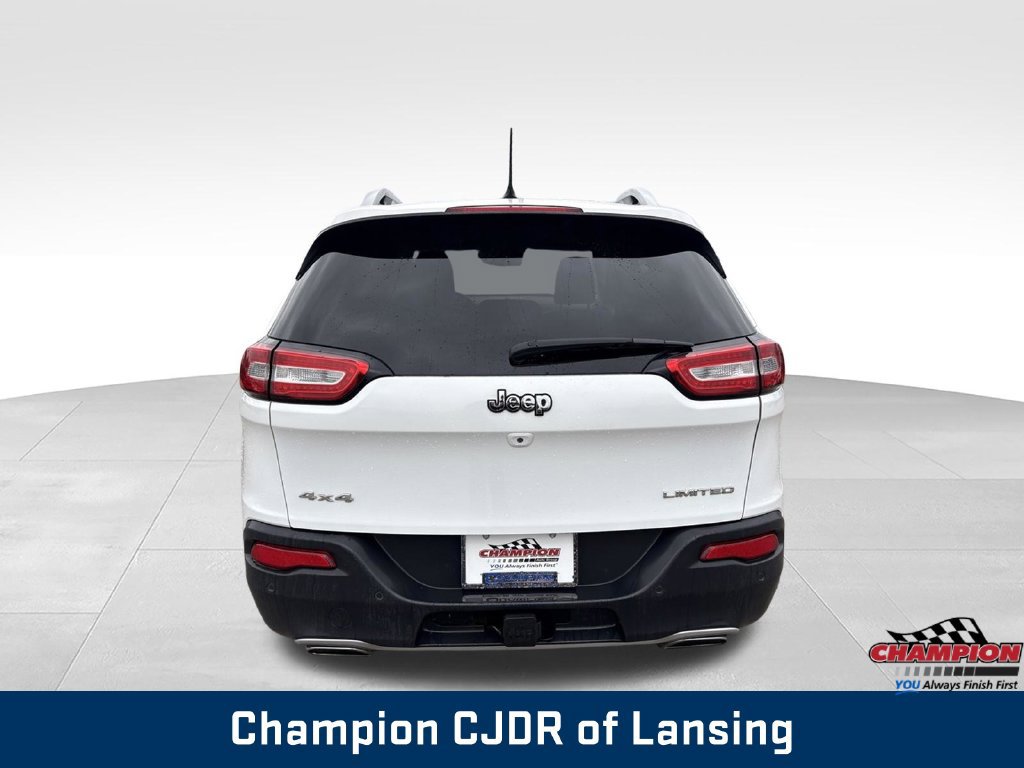 Used 2015 Jeep Cherokee Limited w/ Luxury Group AWD/4WD image 6