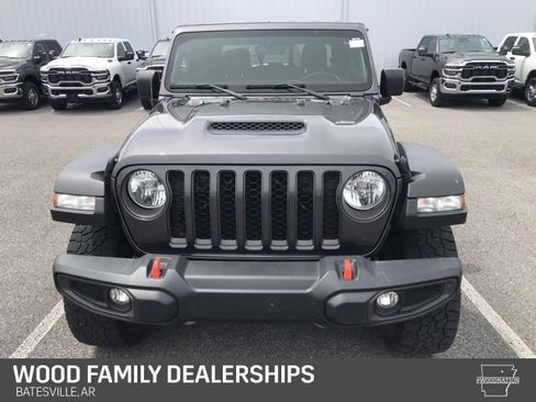 Used 2023 Jeep Gladiator Mojave w/ Cold Weather Group image 7