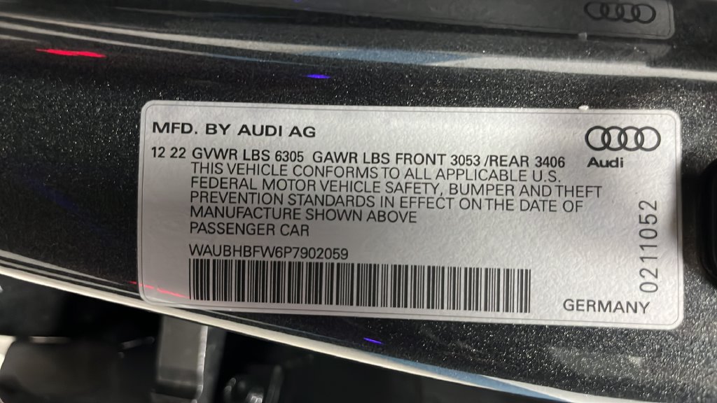 Used 2023 Audi RS e-tron GT w/ Ceramic Brake Package AWD/4WD image 27