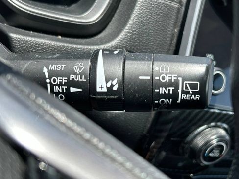 Used 2021 Honda CR-V EX image 29