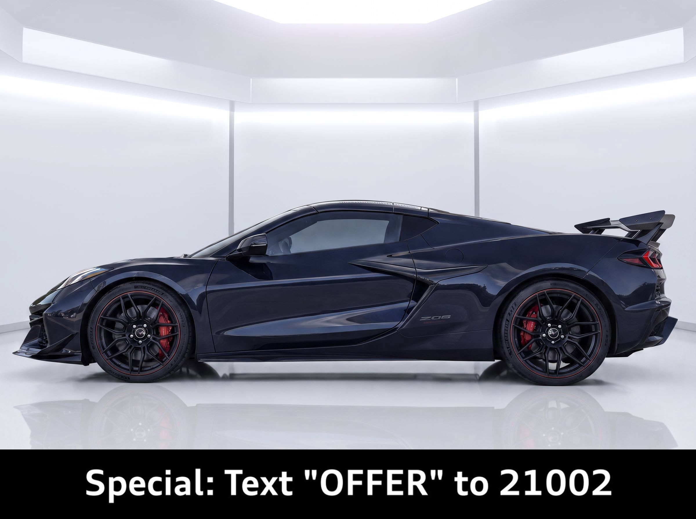 Used 2023 Chevrolet Corvette Z06 RWD image 6