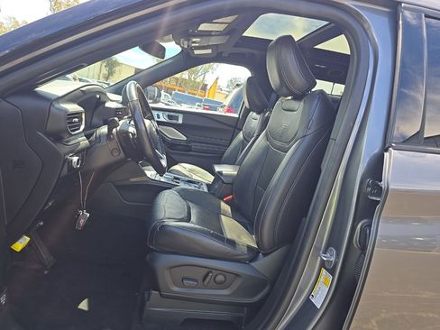 Used 2022 Ford Explorer ST w/ Equipment Group 401A AWD/4WD image 5