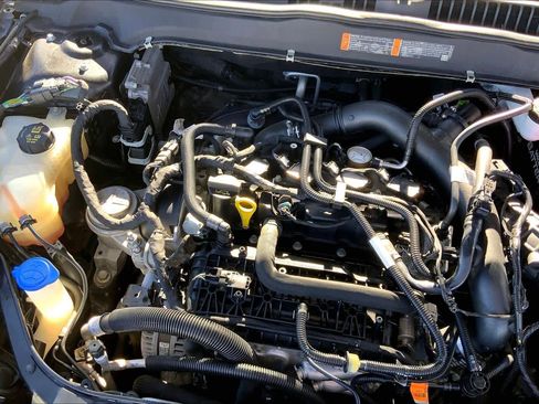 Certified 2019 Ford Fusion SE image 32