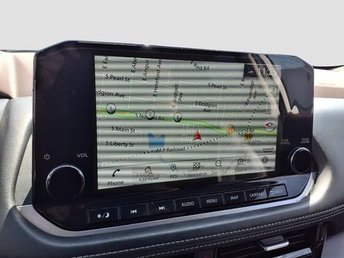 Used 2022 Nissan Rogue Platinum w/ Head-Up Display Package FWD image 12