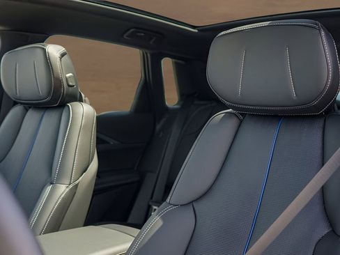 New 2026 Cadillac Lyriq Luxury w/ LPO, Floor Liner Package AWD/4WD image 11