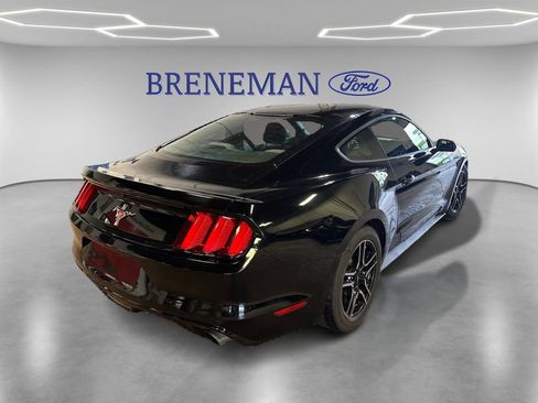 Used 2016 Ford Mustang Coupe RWD image 5