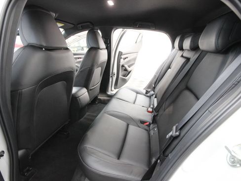 Used 2024 MAZDA MAZDA3 s FWD image 23