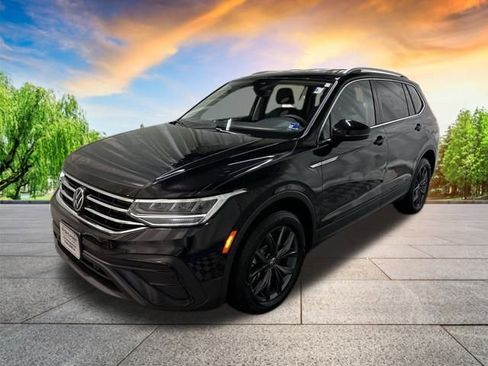 Used 2022 Volkswagen Tiguan SE image 8