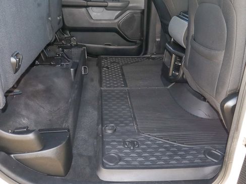 Used 2020 RAM 1500 Big Horn image 9